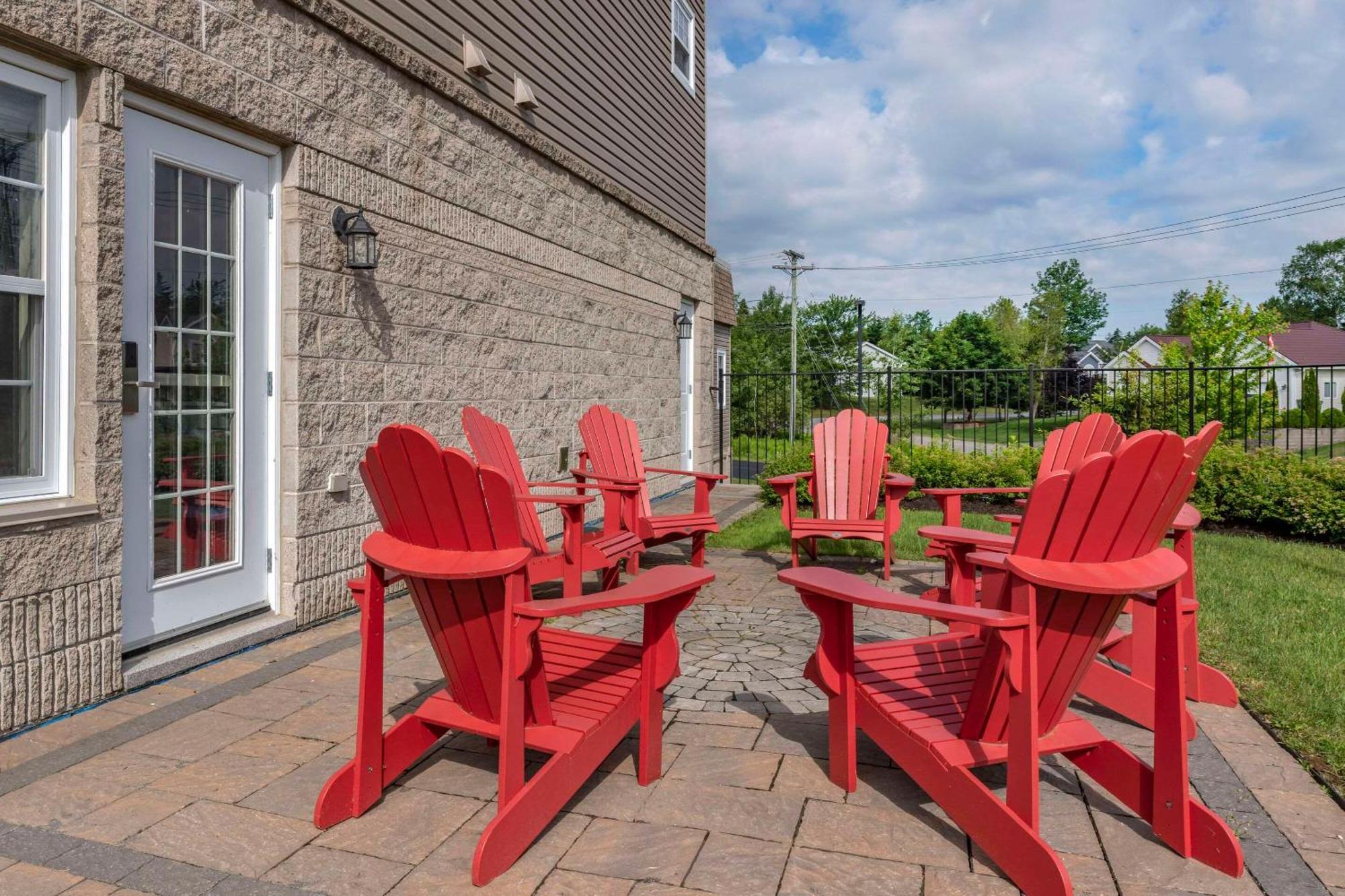 Quality Inn & Suites Quispamsis Rothesay Exterior foto