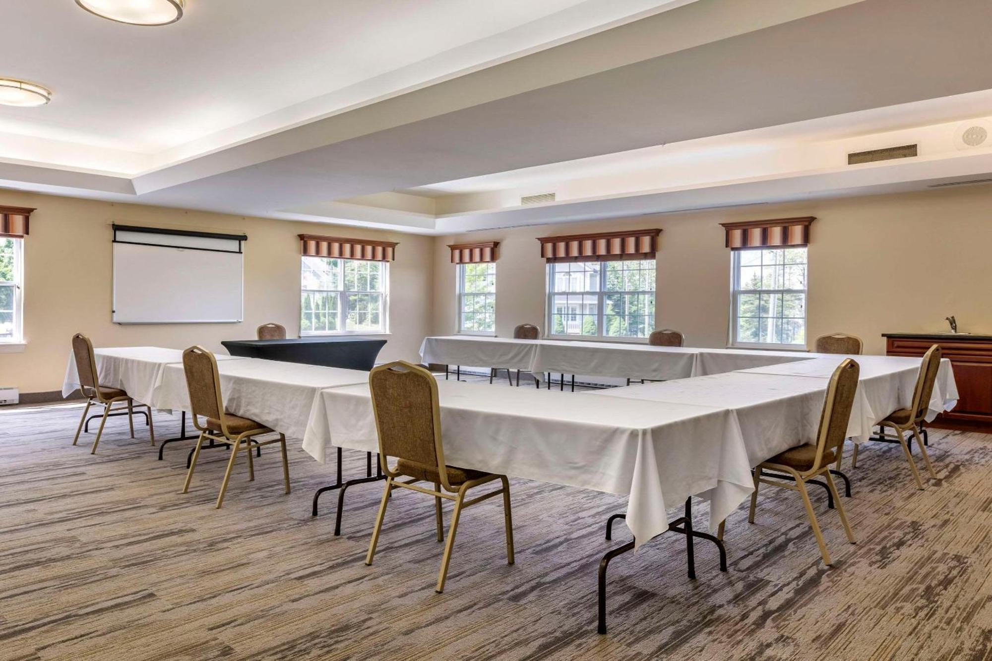 Quality Inn & Suites Quispamsis Rothesay Exterior foto